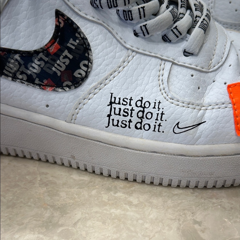 Nike Air White and Orange Patterned Sneakers - Picture 5 of 14